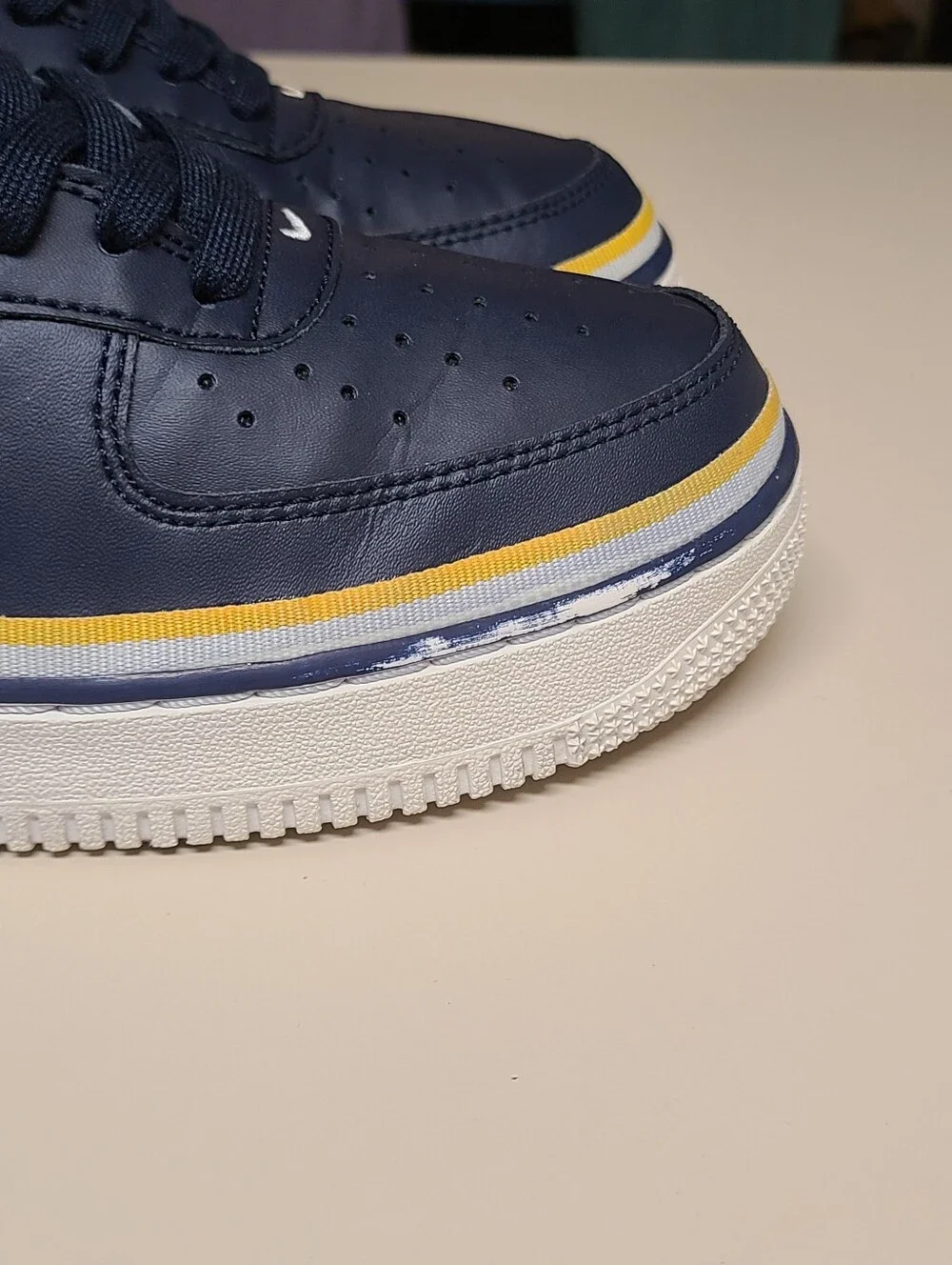Nike Air Force 1 Low Ribbon Obsidian casual low top sneakers size 10